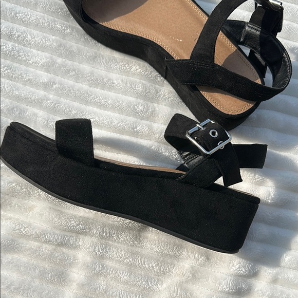 ASOS Black Suede Sandals with Wide Strap and Cushioned Sole - Picture 5 of 12